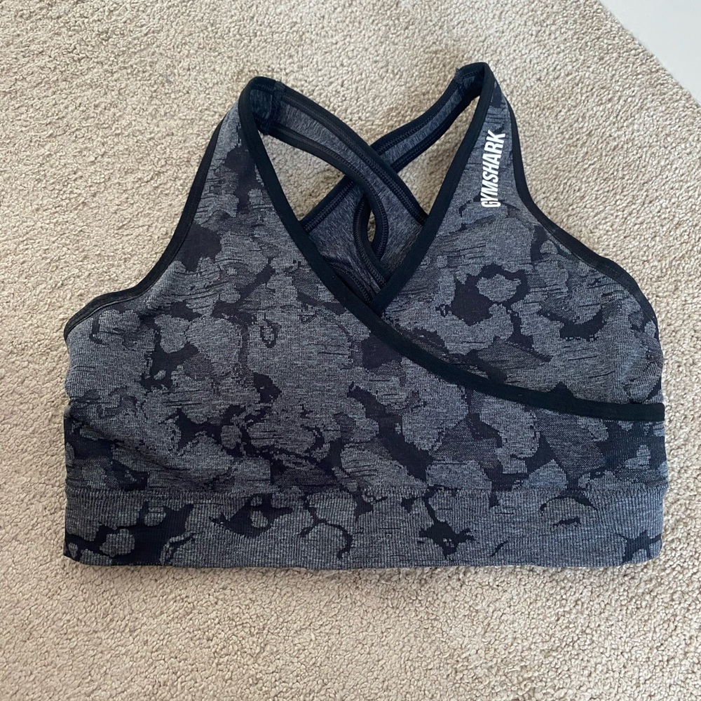 Gymshark adapt camo bra